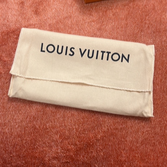Louis Vuitton zippy wallet. Pale pink - Picture 6 of 7